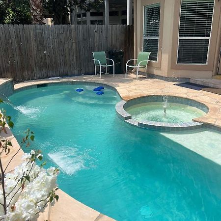 Insperit Home At Galleria With Heated Pool Spa Houston Eksteriør bilde