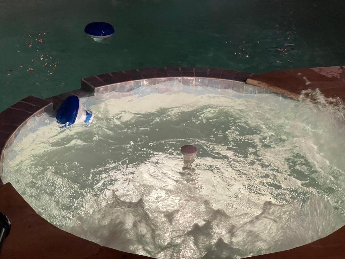 Insperit Home At Galleria With Heated Pool Spa Houston Eksteriør bilde