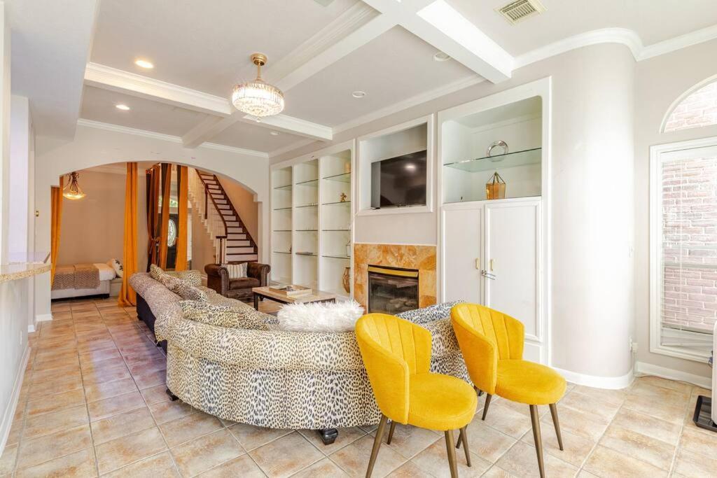 Insperit Home At Galleria With Heated Pool Spa Houston Eksteriør bilde