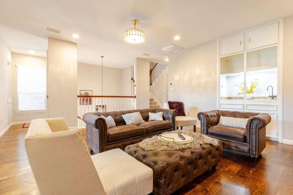 Insperit Home At Galleria With Heated Pool Spa Houston Eksteriør bilde