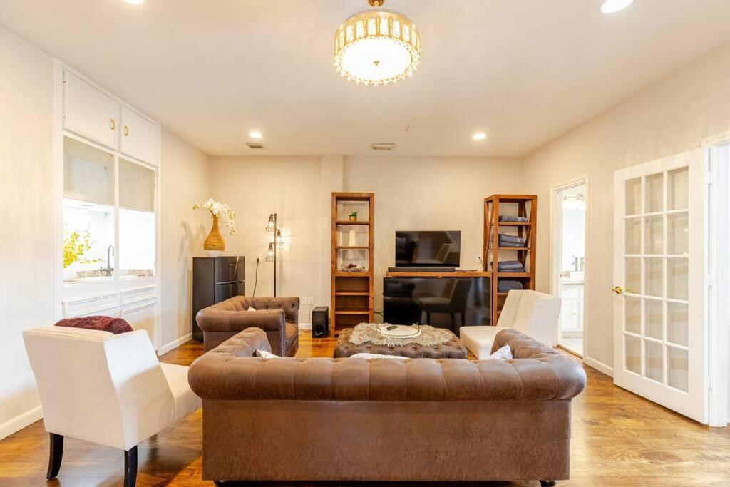 Insperit Home At Galleria With Heated Pool Spa Houston Eksteriør bilde