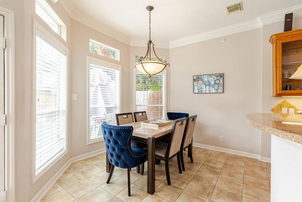 Insperit Home At Galleria With Heated Pool Spa Houston Eksteriør bilde