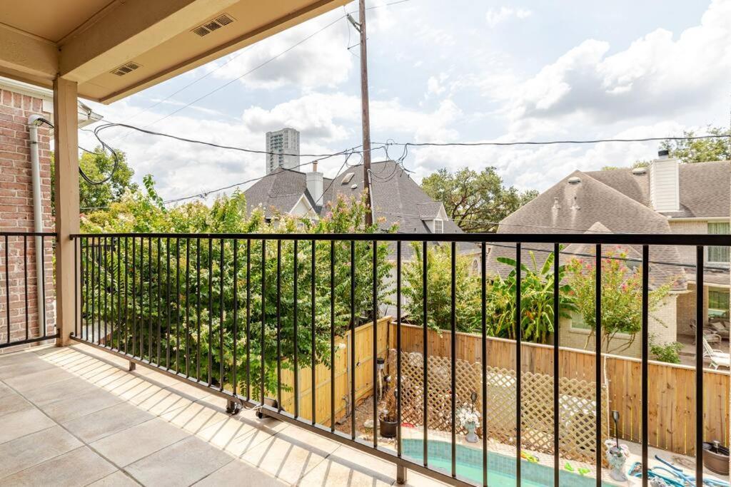 Insperit Home At Galleria With Heated Pool Spa Houston Eksteriør bilde